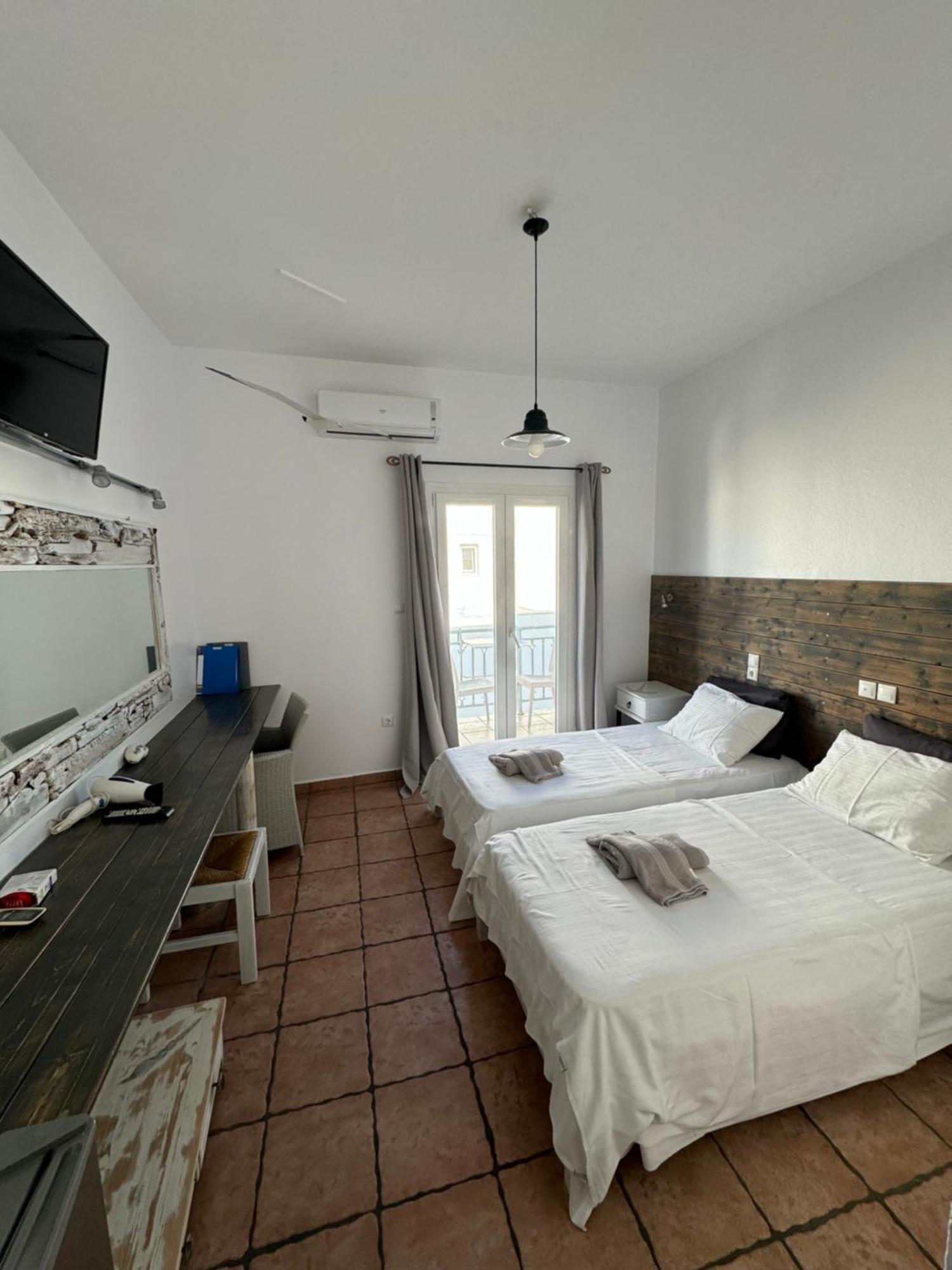 Madaky Hotel