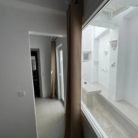 Madaky Hotel Náousa Buitenkant foto