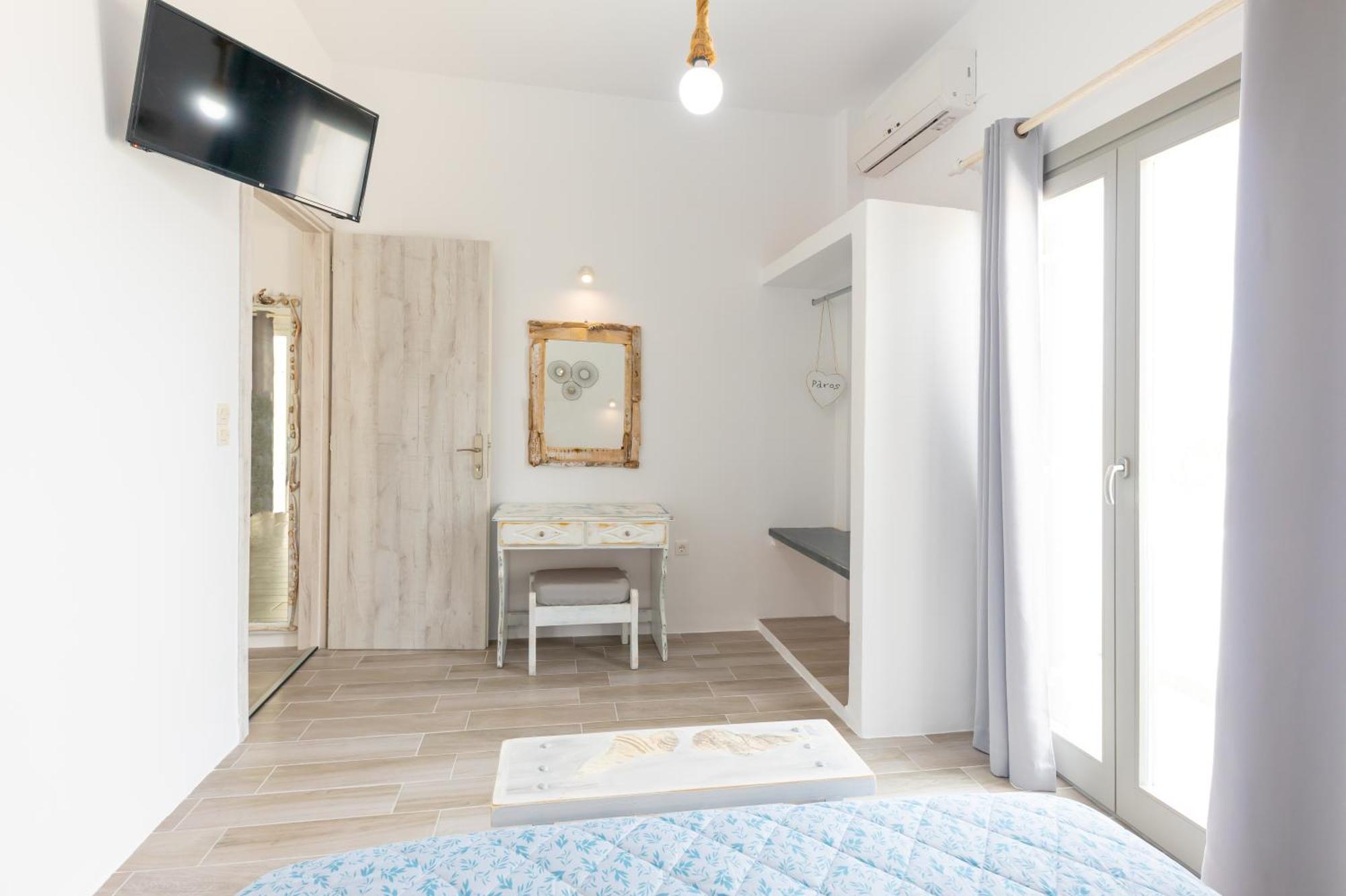 Madaky Hotel Naoussa