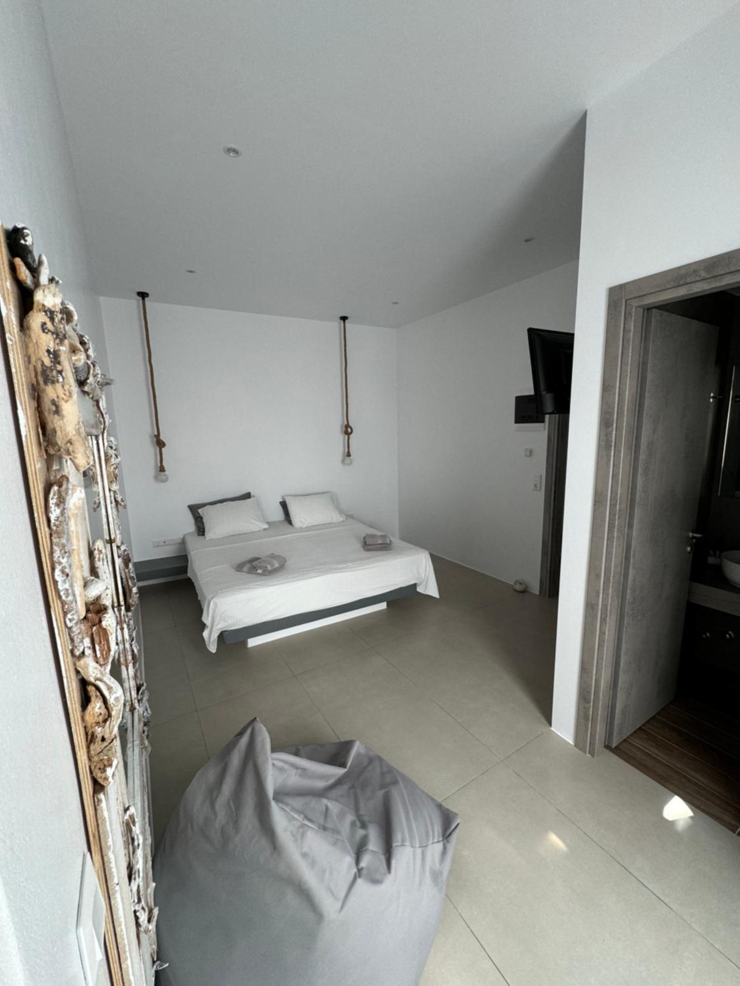 Hotel Madaky *