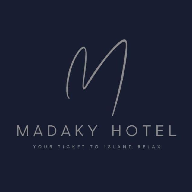 Madaky Hotel *